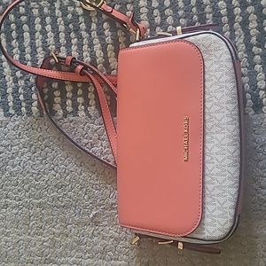 Cross body bag
